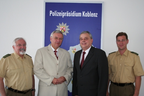 090618_sts_hofmann-gottig_gruppenbild_jpgjoho-plattform.jpg