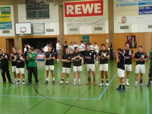 2009-08-30-plattform-2-308-handball.jpg