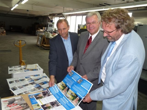 abnahme-eines-ob-kandidatewn-flyers-gorres-druckerei-2009-09-16-wahlkampf-054.jpg